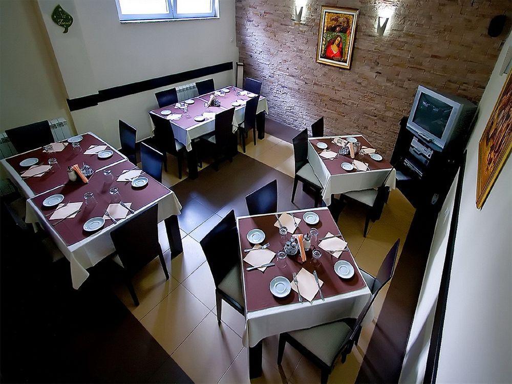 Villa Forest ベオグラード エクステリア 写真